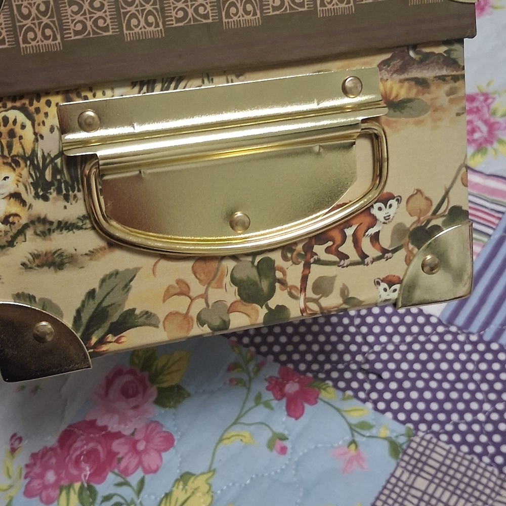 Storage Box - Picture 5 of 10